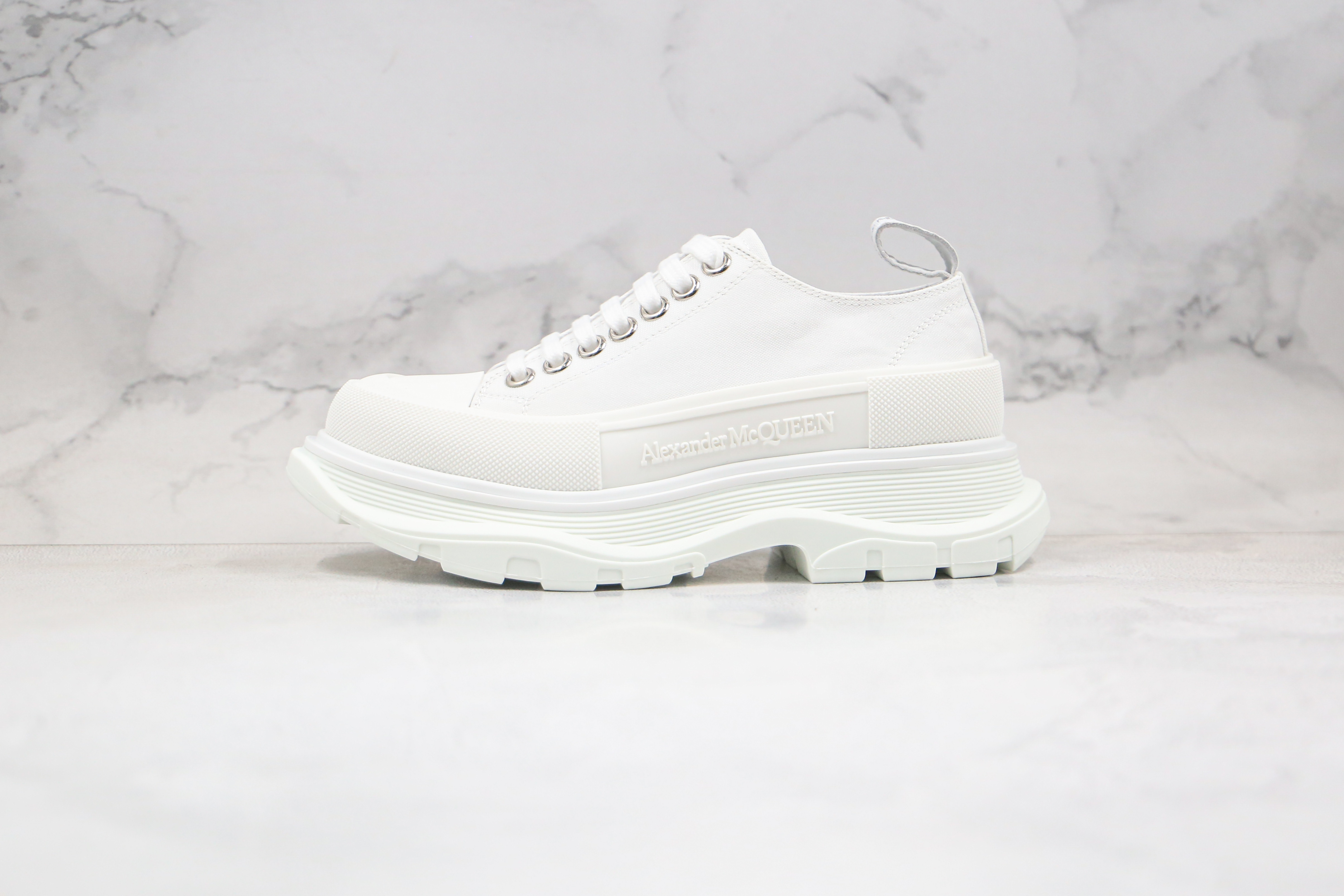 Tread Slick Low Lace Up White White