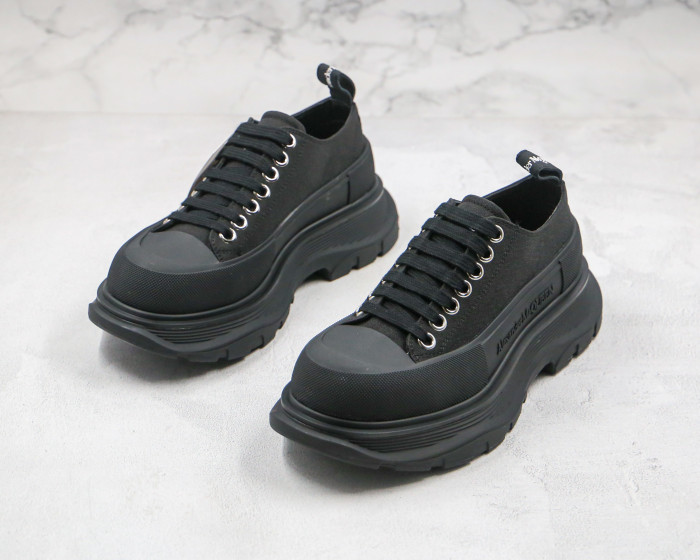 Tread Slick Low Lace Up Black