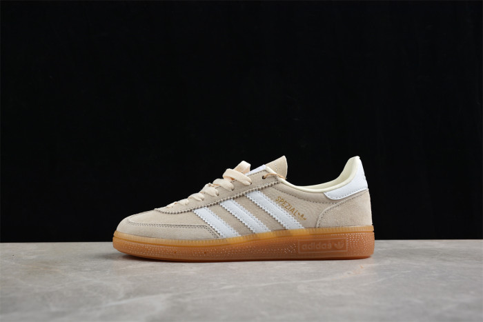 Handball Spezial Wonder White