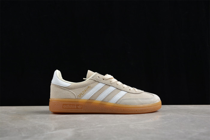 Handball Spezial Wonder White