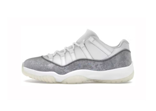 11's Retro Low Year of the Snake