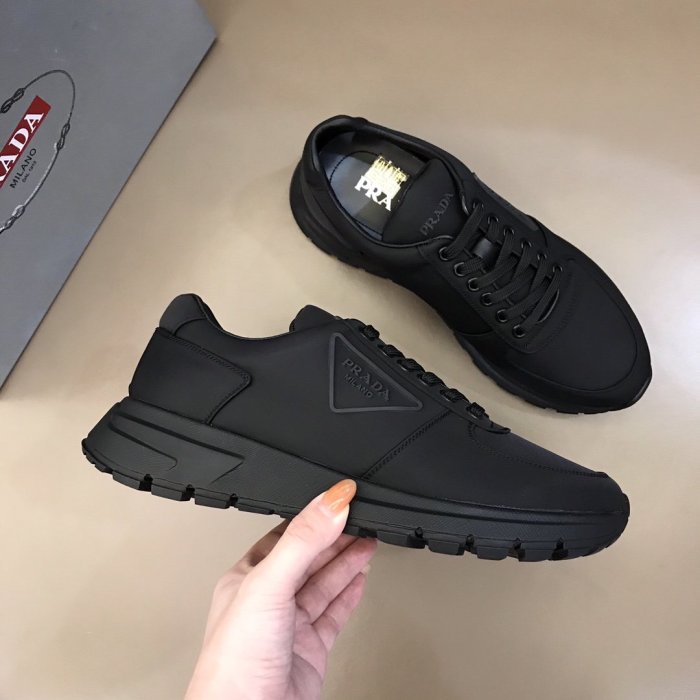 Prada men sneaker eur size 38-45