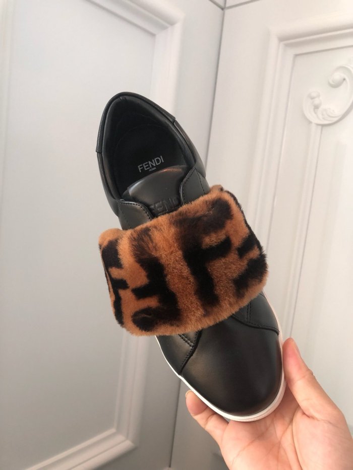 Fendi Women Shoes size 35-41