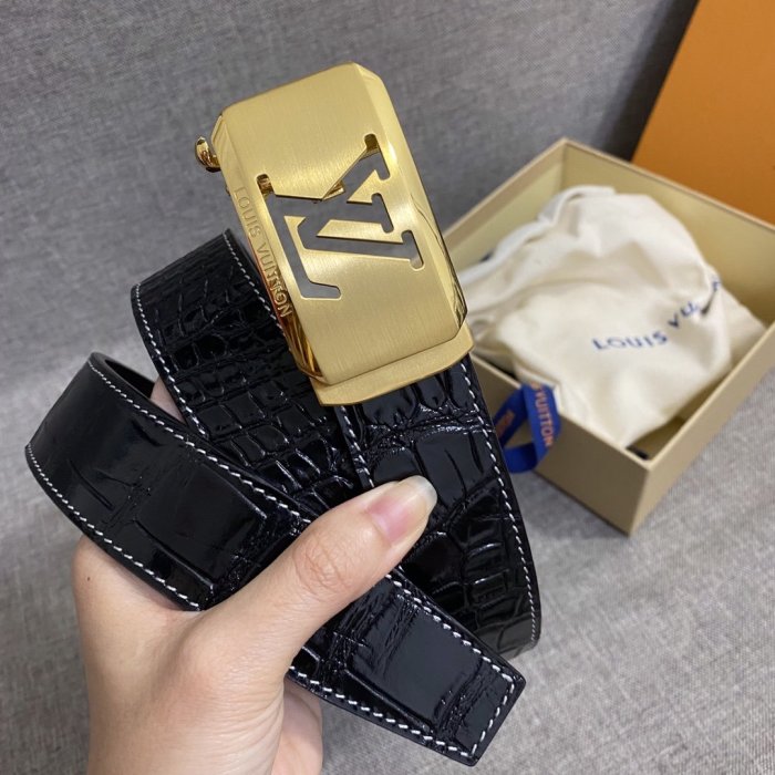 LOUIS VUITTON Belt