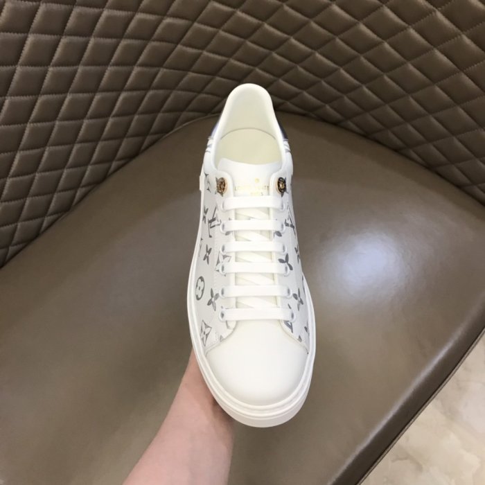 LOUIS VUITTON men sneaker eur size 35-45