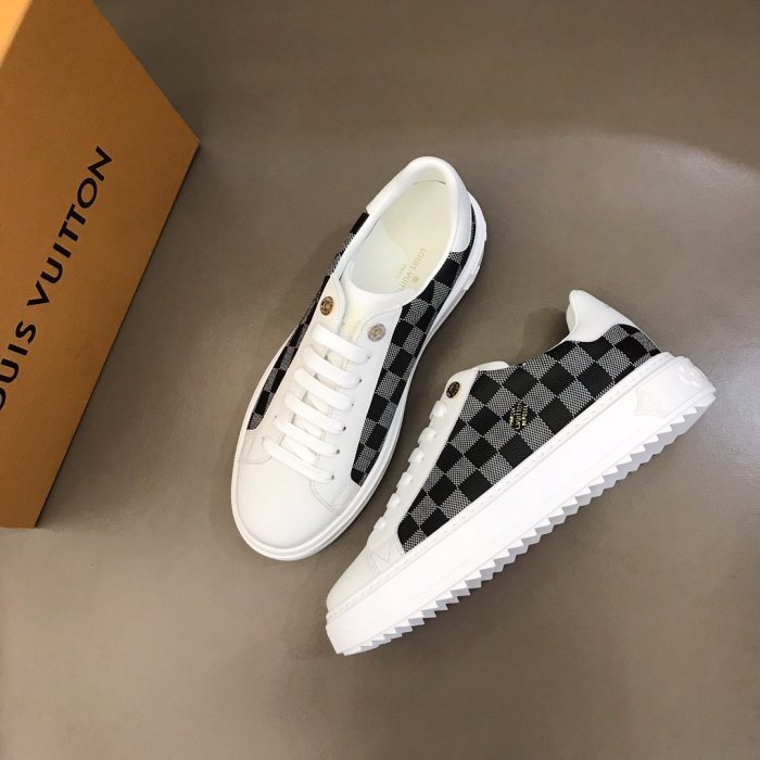 LOUIS VUITTON men sneaker eur size 35-45