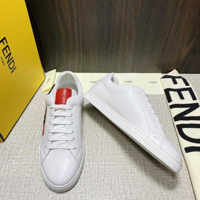 Fendi men sneaker eur size 38-45