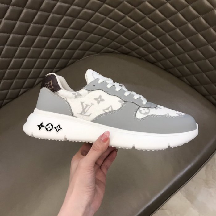 LOUIS VUITTON men sneaker eur size 38-44