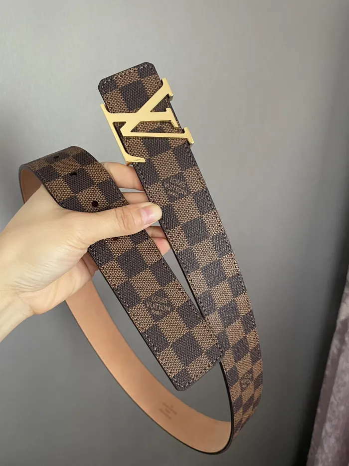 LOUIS VUITTON Belt