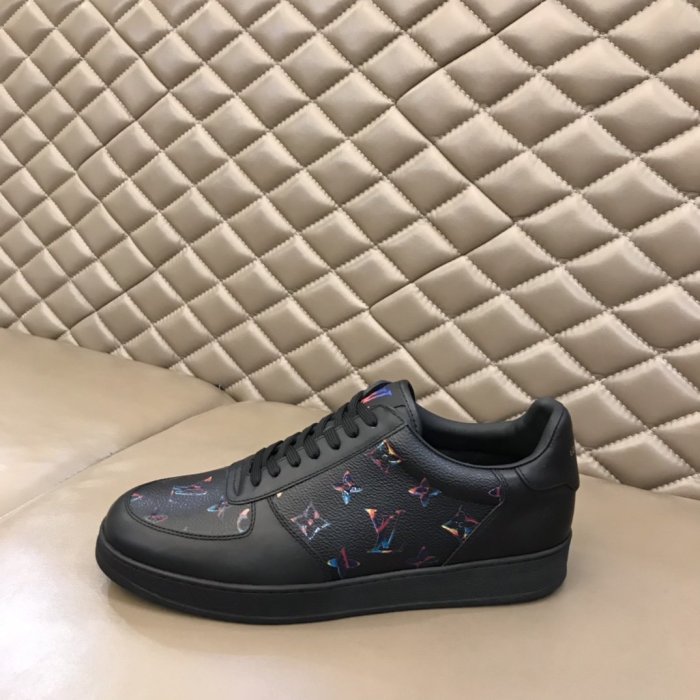 LOUIS VUITTON men sneaker eur size 38-44