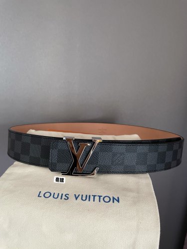 LOUIS VUITTON Belt