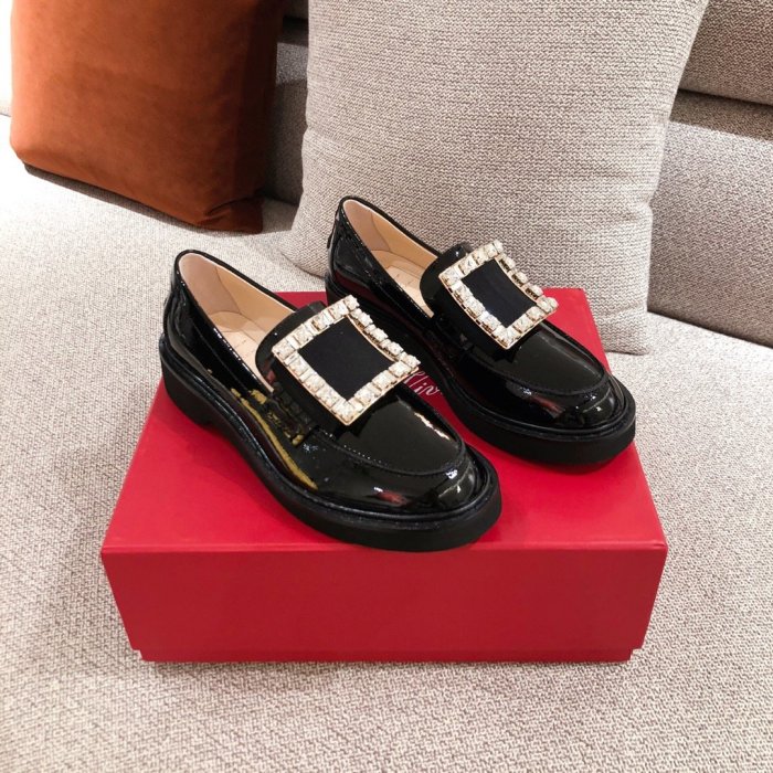 Roger Vivier Women Shoes size 35-40