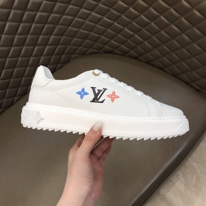 LOUIS VUITTON men sneaker eur size 35-45