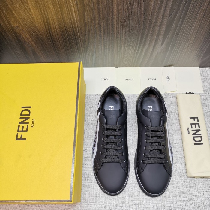 Fendi men sneaker eur size 38-45