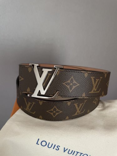 LOUIS VUITTON Belt