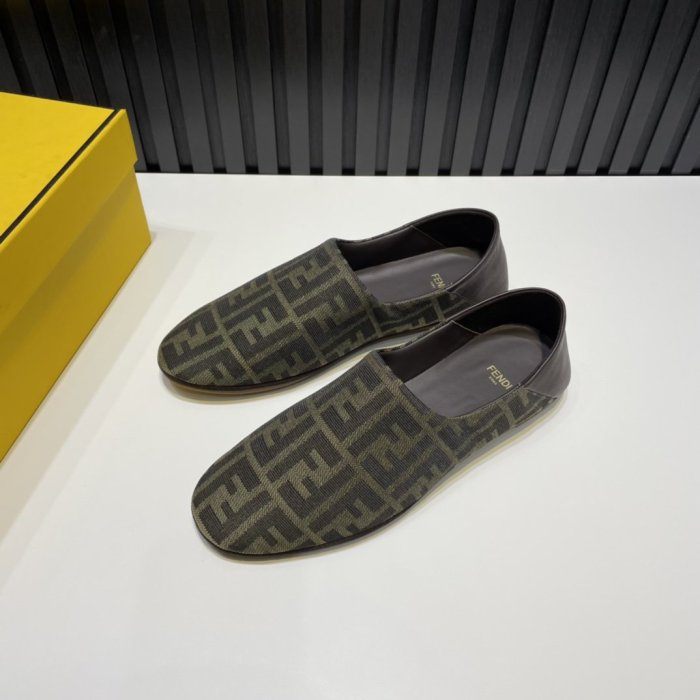 Fendi men sneaker eur size 39-44