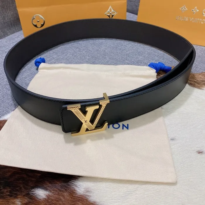 LOUIS VUITTON Belt