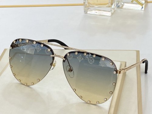 LOUIS VUITTON Sunglasses