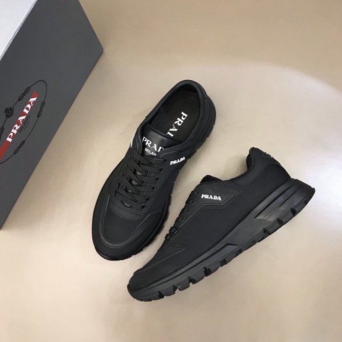 Prada men sneaker eur size 38-43