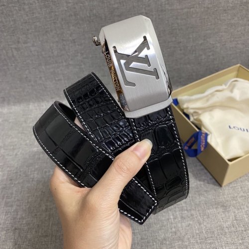 LOUIS VUITTON Belt