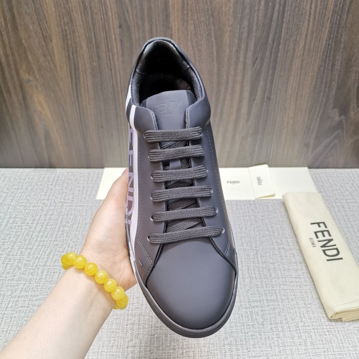 Fendi men sneaker eur size 38-45