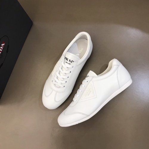 Prada men sneaker eur size 38-43