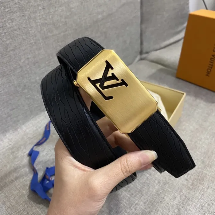 LOUIS VUITTON Belt