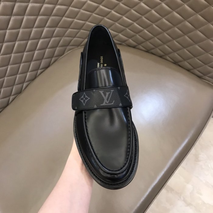 LOUIS VUITTON men sneaker eur size 38-45