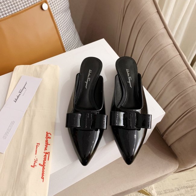 Ferragamo Women Shoes size 35-40 116323