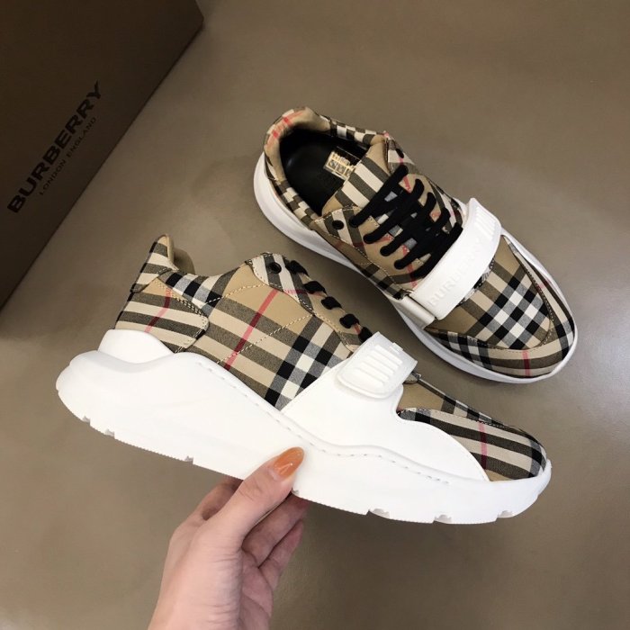 Burberry men sneaker eur size 38-45