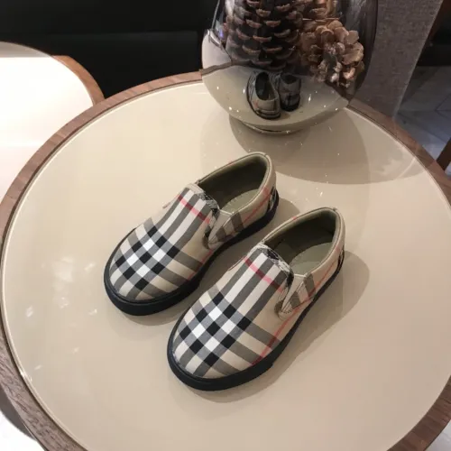 Burberry men sneaker eur size 26-35