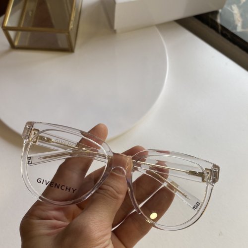 GIVENCHY Sunglasses
