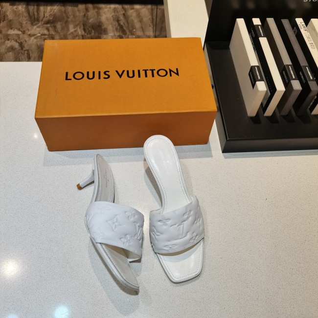 LOUIS VUITTON Women Shoes size 35-40