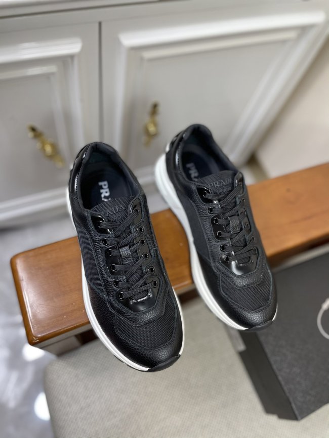 Prada men sneaker eur size 38-44