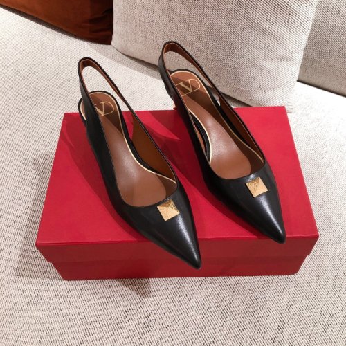 Valentino Women Shoes size 35-40 4cm/4.5cm、8cm