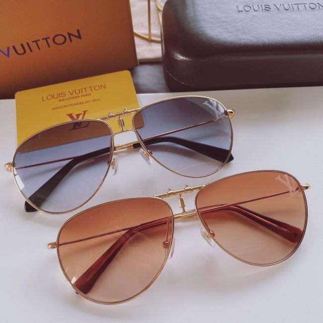 LOUIS VUITTON Sunglasses