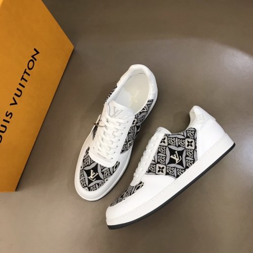 LOUIS VUITTON men sneaker eur size 38-44