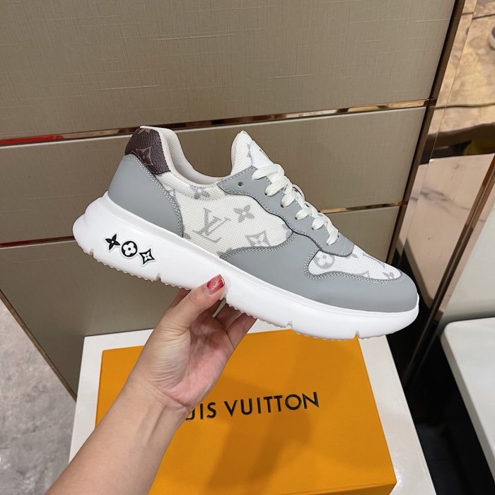 LOUIS VUITTON men sneaker eur size 38-45