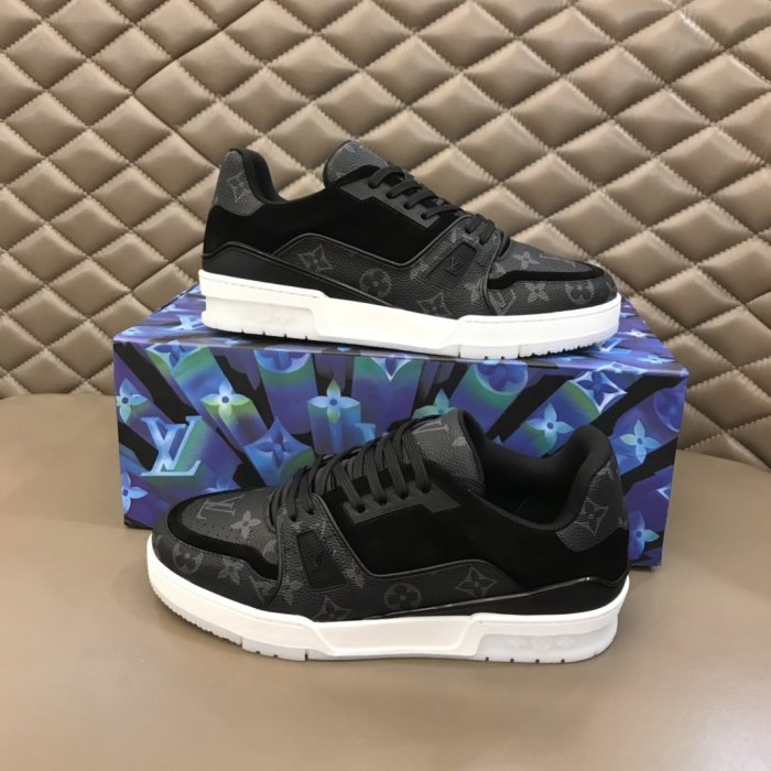 LOUIS VUITTON men sneaker eur size 38-45