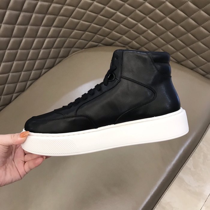 Prada men sneaker eur size 38-45