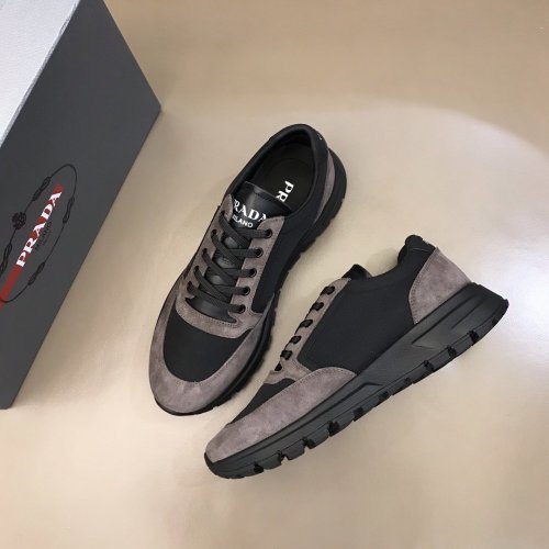 Prada men sneaker eur size 38-43