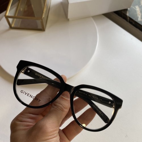 GIVENCHY Sunglasses