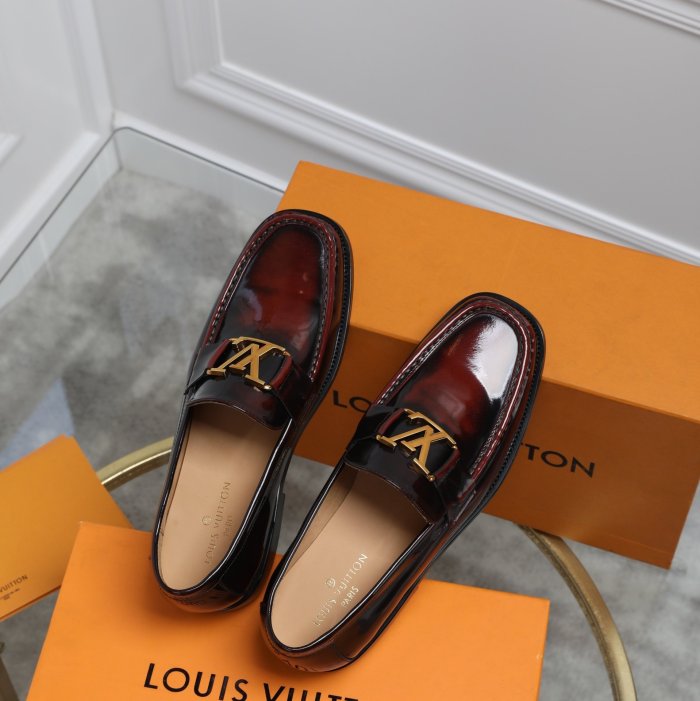 LOUIS VUITTON men sneaker eur size 38-45