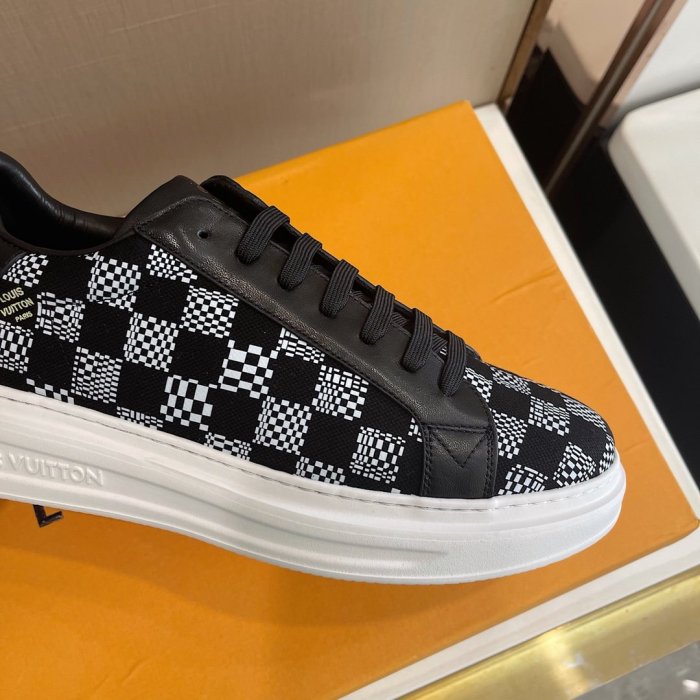 LOUIS VUITTON men sneaker eur size 38-45