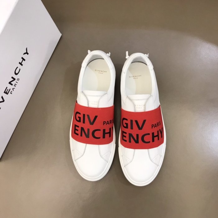 GIVENCHY men sneakers