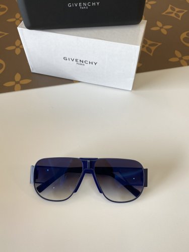 GIVENCHY Sunglasses