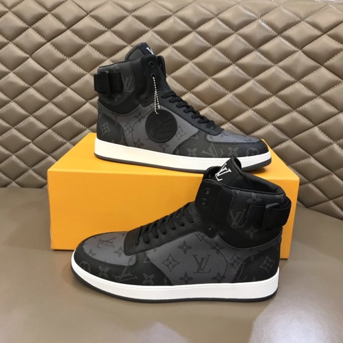 LOUIS VUITTON men sneaker eur size 38-45