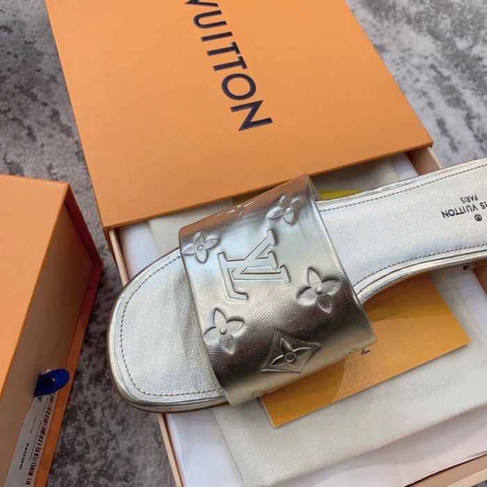 LOUIS VUITTON size 35-40