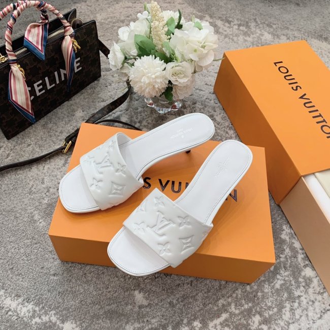 LOUIS VUITTON size 35-40