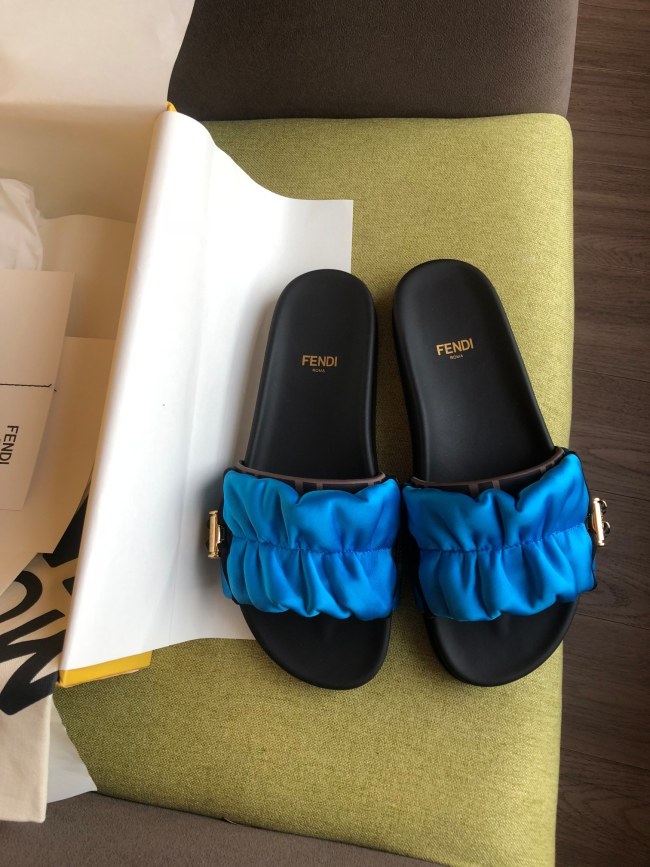 Fendi Women Shoes size 35-41